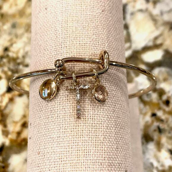 NWT LOFT Gold Tone Pave Rhinestone Initial Charm Bangle Bracelet - LETTER T - Picture 2 of 10